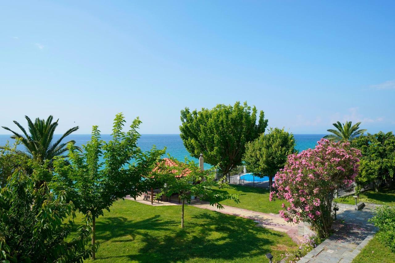 Secret Paradise Villas Loutra Elevtheron Exterior foto